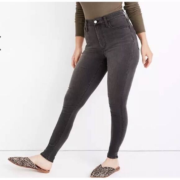 Madewell Curvy Roadtripper Skinny Jeans Washed Black Size 26 Classic Basic - Picture 1 of 16